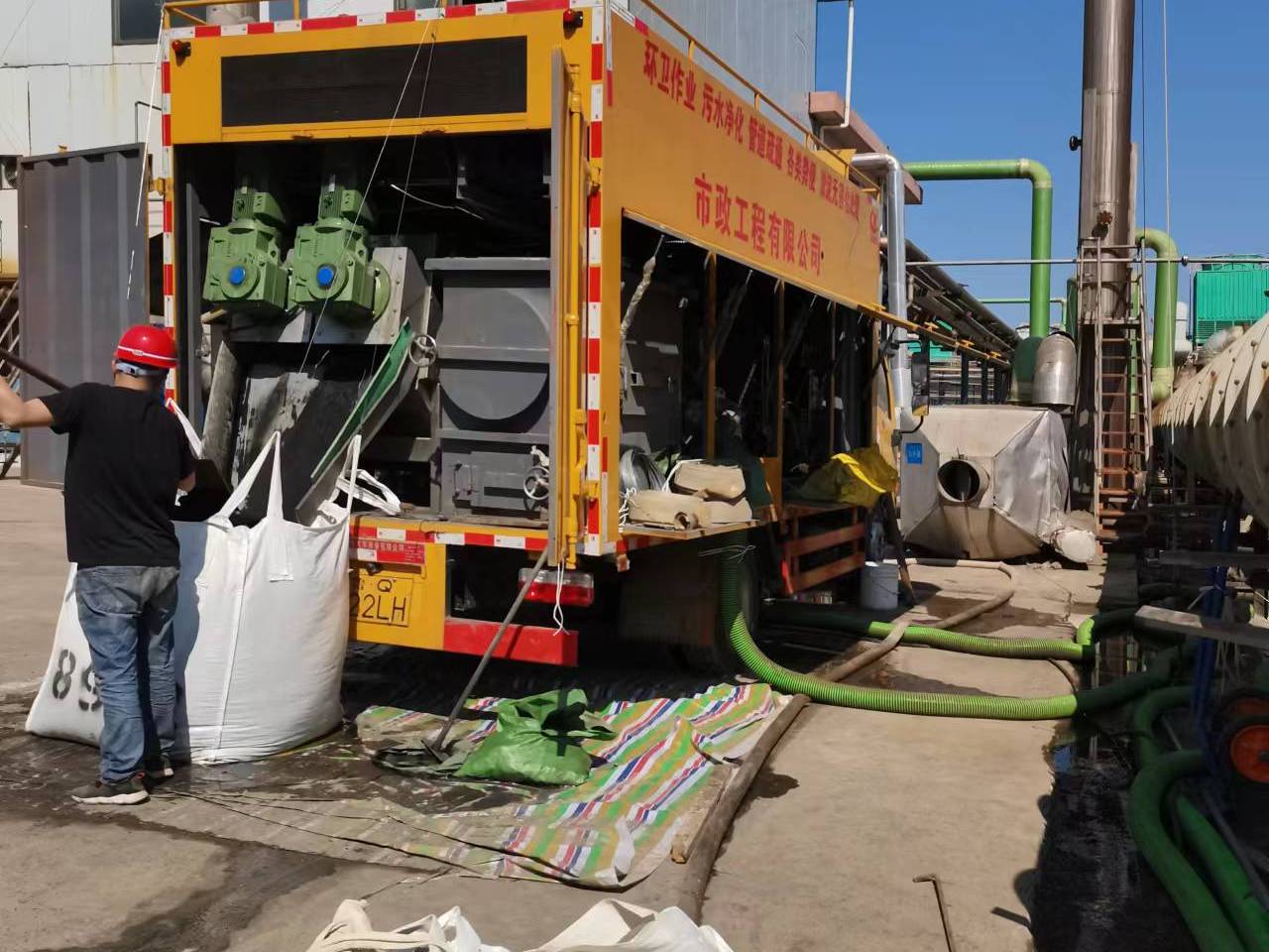 木垒淤泥压干处理